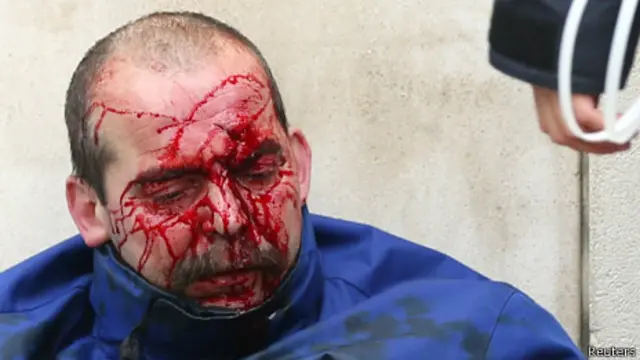 اعتراضات امروز به درگیری کشیده شد