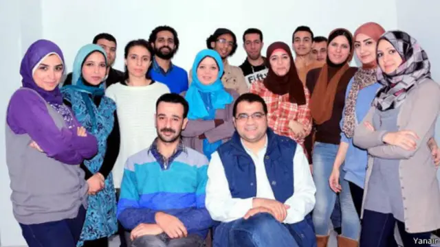 فريق عمل بوابة يناير مكون من الشباب