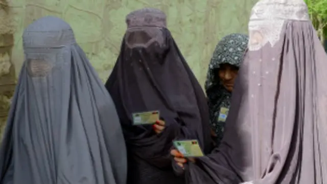 කාන්තා සහභාගිත්වය දෙදහ වසරේ මෙන් මෙවරත් කැපී පෙනුන සිද්ධියක් 