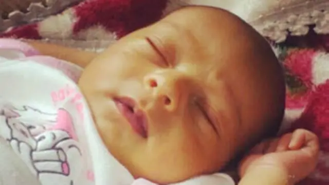 فرزند جمشید دانایی‌فر یک ماه پس از اسیر شدن پدر خود به دست "جیش العدل" به دنیا آمد. پیکر پدرش هنوز در اختیار شورشیان است. 