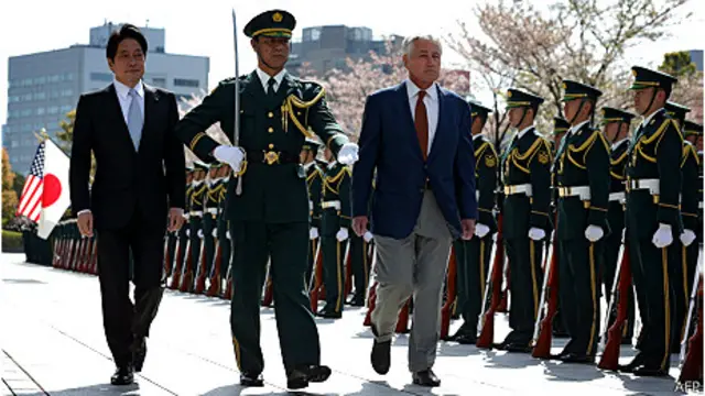 وزیر دفاع آمریکا برای رایزنی با همتای ژاپنی خود به توکیو رفته است