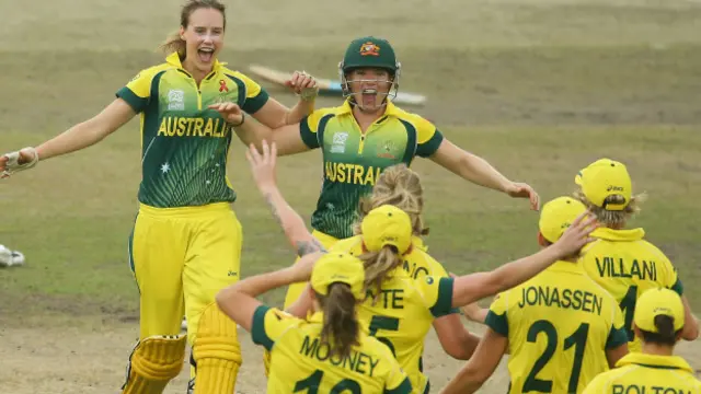 آسٹریلیا کی ٹیم اپنے اعزاز کا دفاع کر رہی تھی