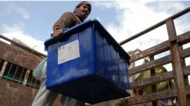 د ټاکنیزو شکایتونو کمیسیون وايي، دوی ته رسیدلي ټول شکایتونه به په غور سره وڅیړي