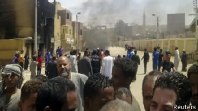 در سه روز گذشته خیابان‌های اسوان میدان جنگ دو قبیله بوده است.