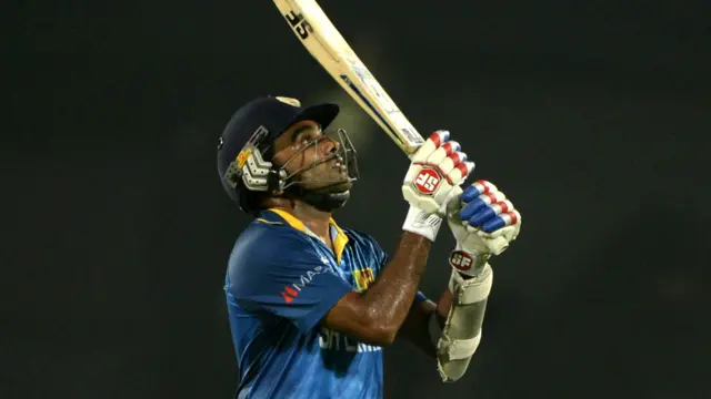 مہیلا جے وردھنے ٹی ٹوئنٹی میں اپنا آخری میچ کھیل رہے تھے۔