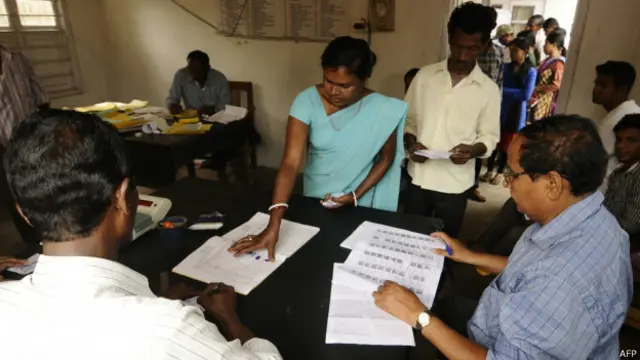 الیکشن کے پہلے دور میں آسام میں پانچ اور تری پورہ میں ایک نشست کے لیے ووٹ ڈالے جا رہے ہیں