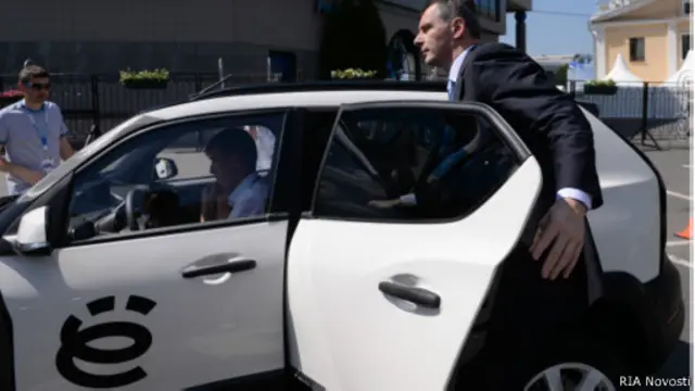 "Ё мобиль" и Михаил Прохоров