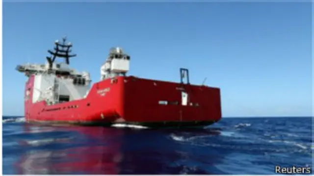 تیم جست‌وجو در پنج نوبت سیگنال‌هایی دریافت کرده که گفته می‌شود چهار سیگنال مربوط به هواپیمای مالزیایی است