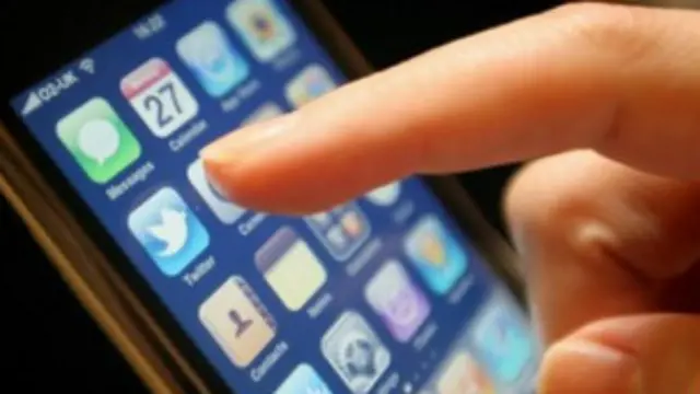 فون کا اب استعمال ٹیسکٹ پیغامات بھیجنے کے لیے زیادہ استعمال کیا جاتا ہے۔