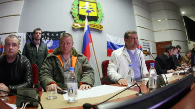 Nhóm thân Nga chiếm tòa nhà chính phủ ở Donetsk