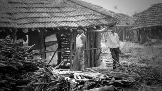 छत्तीसगढ़, आदिवासी, आंध्र प्रदेश, बेदखल, क़तार के आख़िरी
