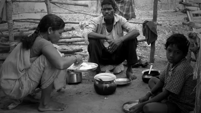 छत्तीसगढ़, आदिवासी, आंध्र प्रदेश, बेदखल, क़तार के आख़िरी