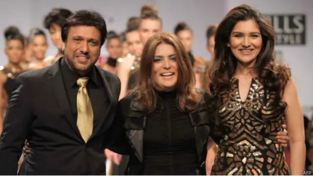 سنہ 2008 میں گووندا کے ایک پرستار نے ان پر تھپڑ مارنے کا الزام لگایا تھا