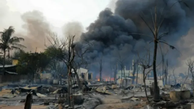 Рахинедаги тўқнашувларда мусулмонларнинг уйлари ёқиб юборилган.