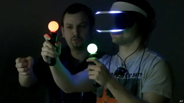 PlayStation 4 virtual reality headset Project Morpheus 