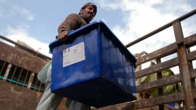 تعهد رئيس لجنة الشكاوى الانتخابية إن الانتخابات ستكون حرة ونزيهة بأكبر قدر ممكن.