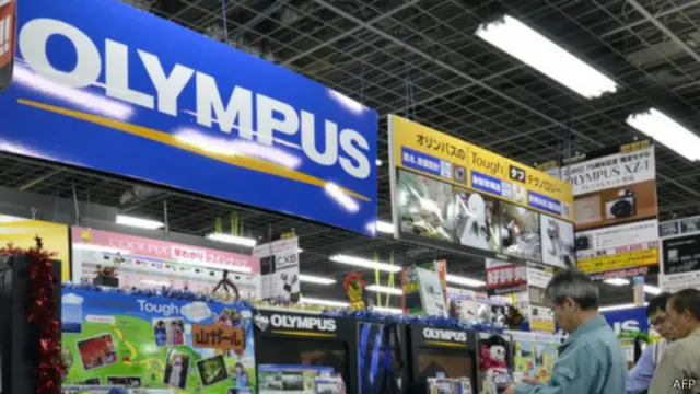 علامة شركة أوليمبس اليابانية