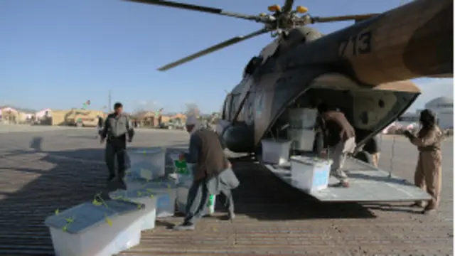 د ټاکنو خپلواک کمیسيون وایي د رایو ټول صندوقونه مرکزي دفتر ته رالیږدول شوي 