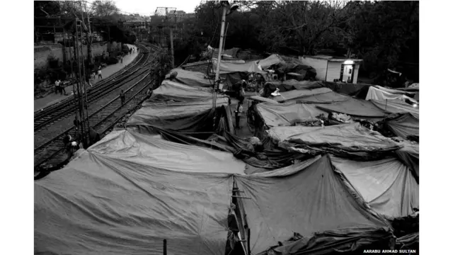 दिल्ली के बेघर मतदाता