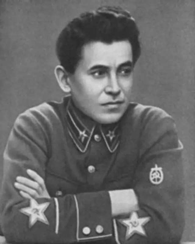 Николай Ежов (1937 г.)