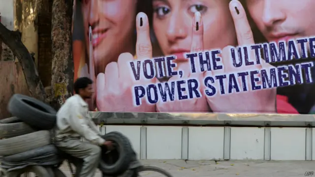 اب بغیر اجازت کسی دیوار پر پوسٹر یا بینر لگانا قابل گرفت ہے