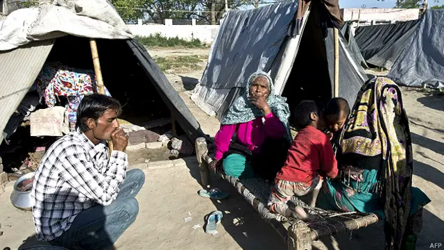 فرقہ وارانہ فسادات کے نتیجے میں 50 ہزار سے زیادہ مسلمان بے گھر ہو گئے ہیں