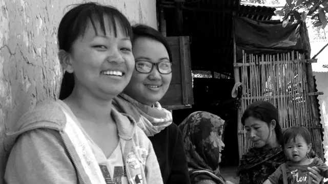 इस गांव की कुछ लड़कियां नर्स की ट्रेनिंग लेकर दिल्ली के प्राइवेट अस्पतालों में नौकरी कर रही हैं.