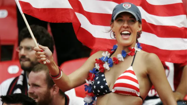 Fã de futebol dos Estados Unidos (AP)