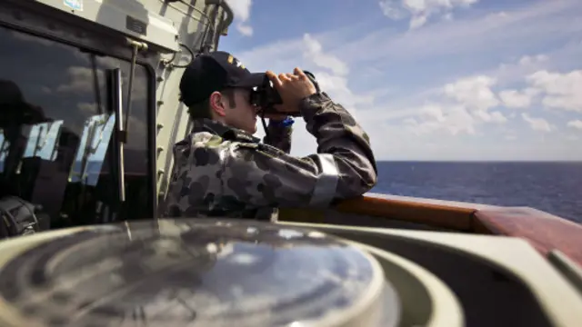 عملیات جست‌وجو به دلیل نگرانی از تمام شدن باتری جعبه سیاه شدت گرفته است