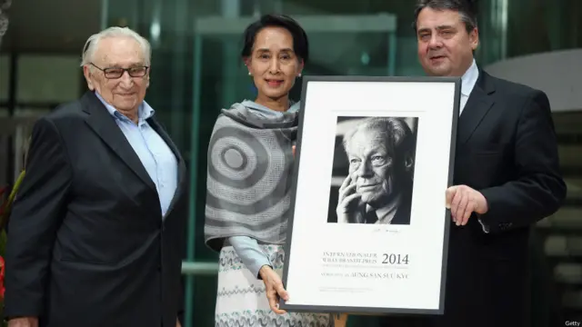 Daw Aung San Suu Kyi at Germany