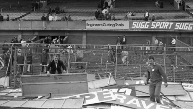 У тисняві на стадіоні Гіллсборо загинули 96 осіб