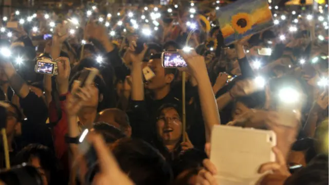 反黑箱服贸学生4月10日撤离立法院