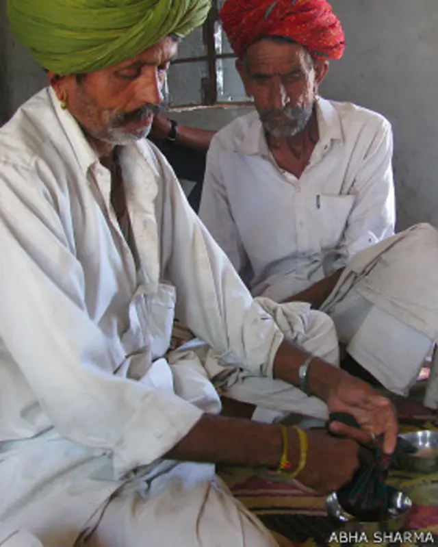 अमल, अफ़ीम सेवन बाड़मेर