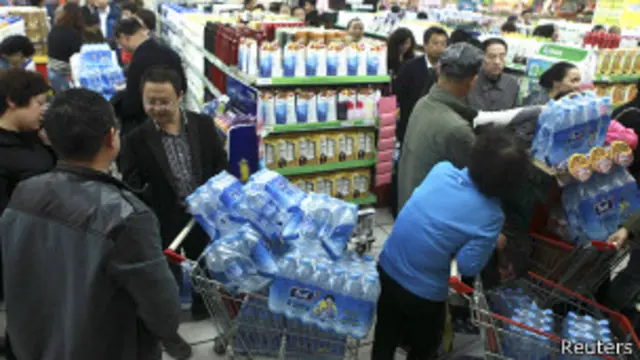 Compra de agua embotellada en Lanzhou