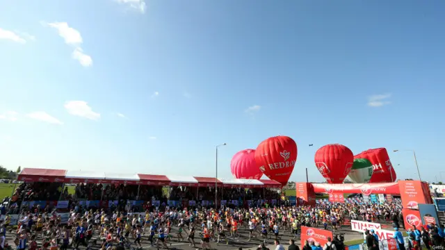 اتوار کو برطانوی دارالحکومت لندن میں میراتھن ریس منعقد ہوئی۔