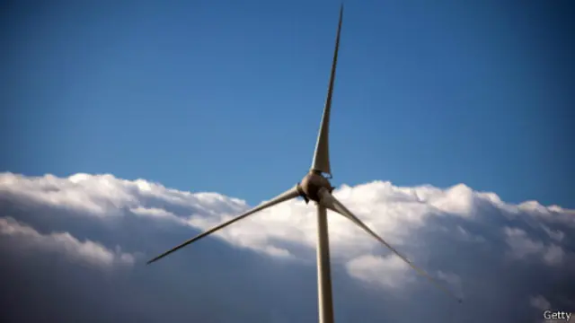 أصبح التحول إلى مصادر طاقة نظيفة حتميًا في ظل المستوى الحالي لدرجة الحرارة