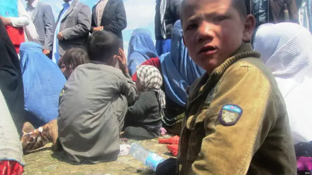 ځايي سرچينې وايي په دغه سيمه کې څو ځله زلزله شوې، چې له امله يې ځمکه پر کليو او کورونو ښوېدلې ده.