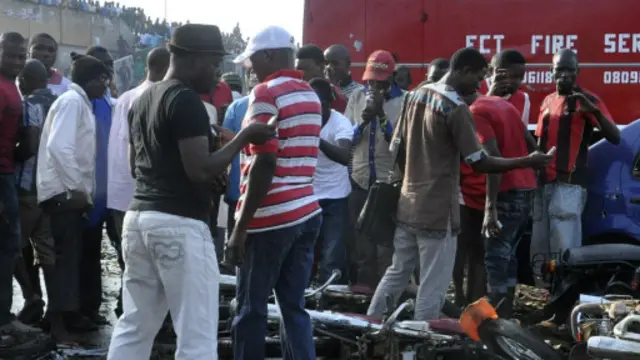 وقع الهجوم خلال فترة ذهاب العمال إلى أعمالهم في الصباح.