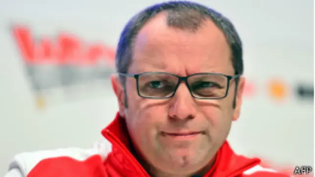 دومنیکالی بیست و سه سال در سمت‌های مختلف در فراری مشغول کار بود