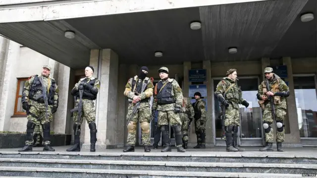 یر کے روز یورپی یونین کے وزرائے خارجہ نے کہا کہ یورپی یونین کی جانب سے پابندیوں کا نشانہ بننے والے افراد کی فہرست میں اضافہ کیا جائے گا۔