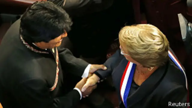 El presidente boliviano, Evo Morales, en persona presentó los documentos para demandar a Chile en la Corte Internacional de Justicia de La Haya.