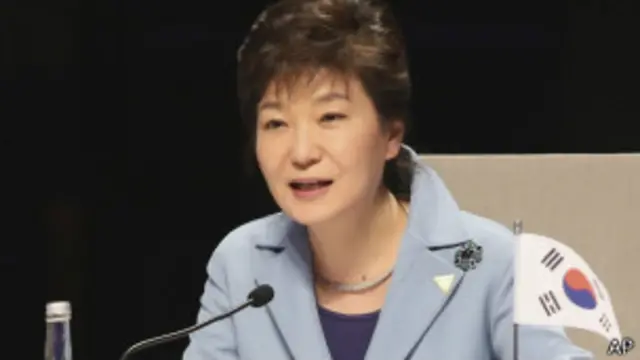 پارک گون‌های نخستین رئیس جمهور زن کره جنوبی است