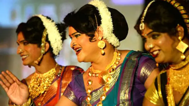 بھارت کے خواجہ سراؤں کو شناخت کا بنیادی حق دے دیا گیا ہے