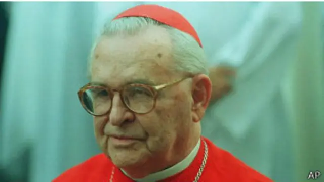 El cardenal Dom Paulo Evaristo Arns organizó una manifestación para liberar al Premio Nobel.