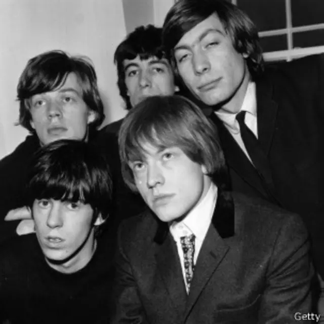 Nanker Phelge – коллективный псевдоним, за которым скрывалась вся группа в своем оригинальном составе Мик Джаггер-Кит Ричардс-Брайан Джоунс-Чарли Уоттс-Билл Уайман