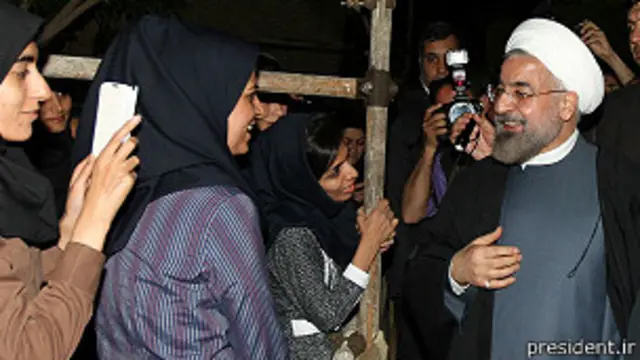 آقای روحانی برای دیداری رسمی به استان سیستان و بلوچستان سفر کرده است