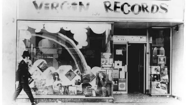 شرکت موسیقی برانسون در ابتدا کار خود را با پذیرش سفارش‌های پستی آغاز کرد