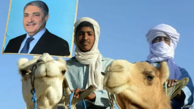 يعتبر رئيس الوزراء الأسبق علي بن فليس المنافس الرئيسي لبوتفليقة