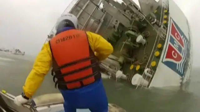 Segundo os dados mais recentes, 179 pessoas foram resgatadas e 287 pessoas ainda estão desaparecidas