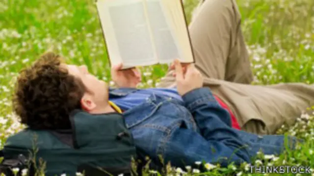 63 في المئة من المستطلع آراؤهم قالوا إنهم لم يمارسوا القراءة بالقدر الكافي المطلوب